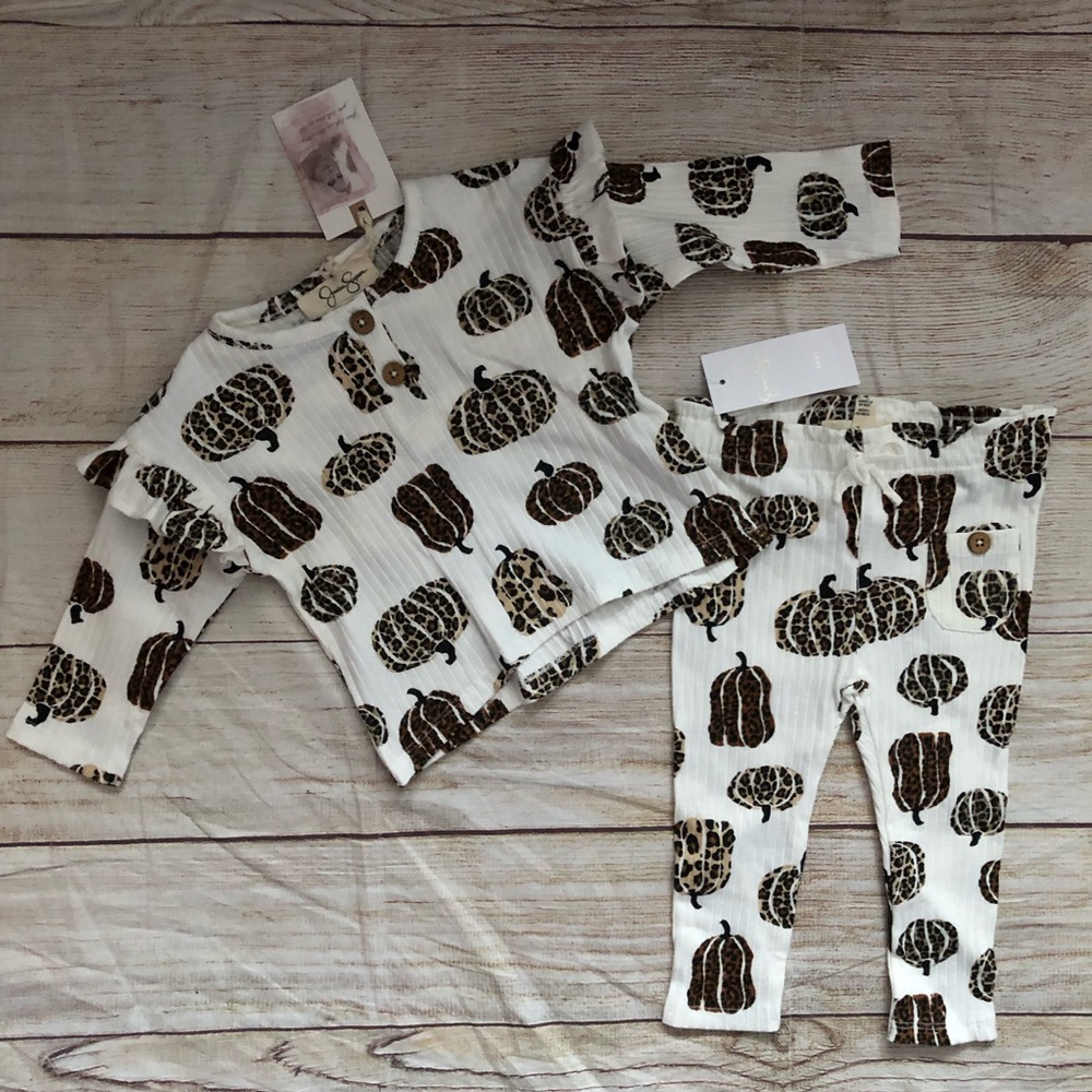 Jessica Simpson 2-piece Set - NEW